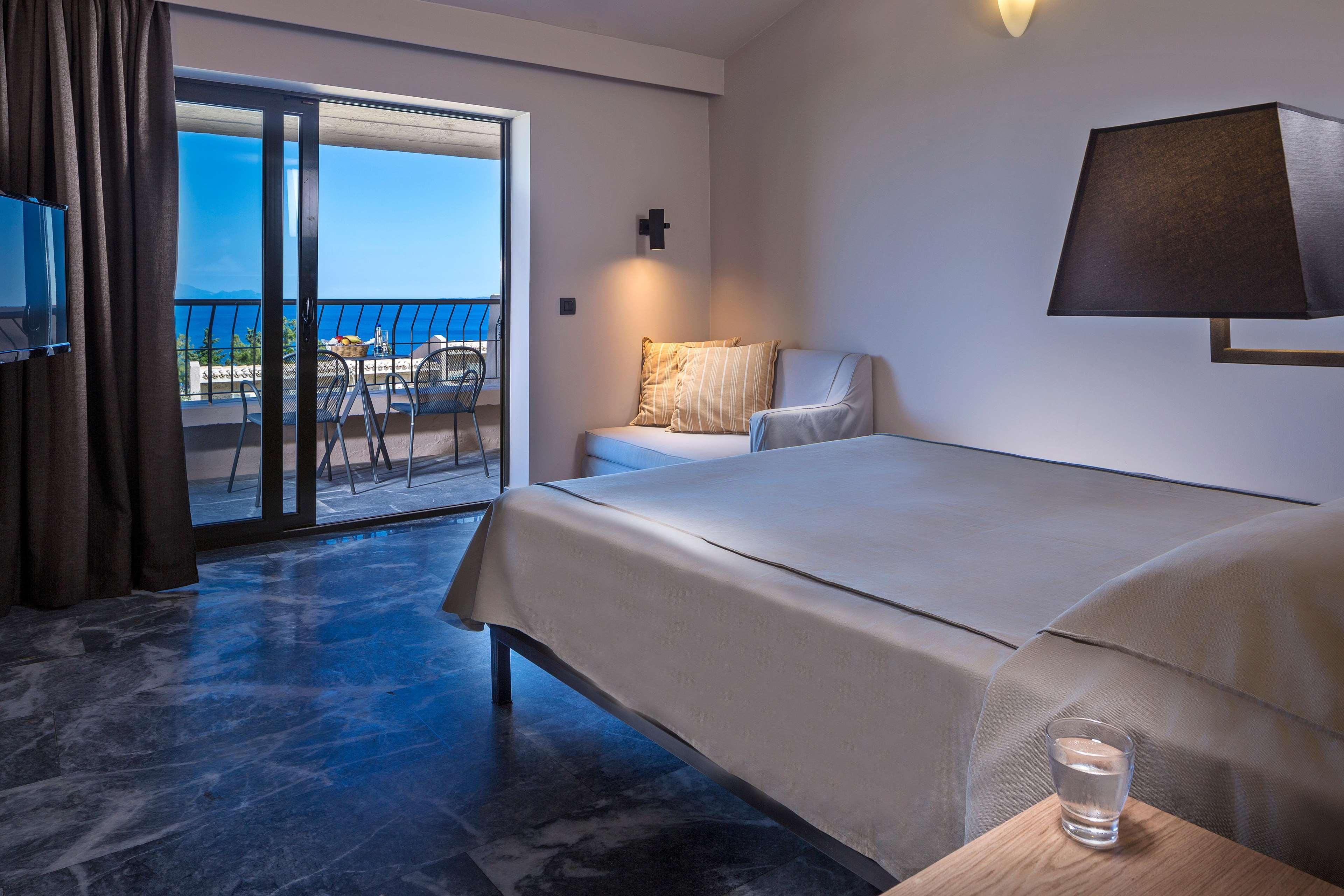 Aeolos Beach Resort Gastouri  ภายนอก รูปภาพ