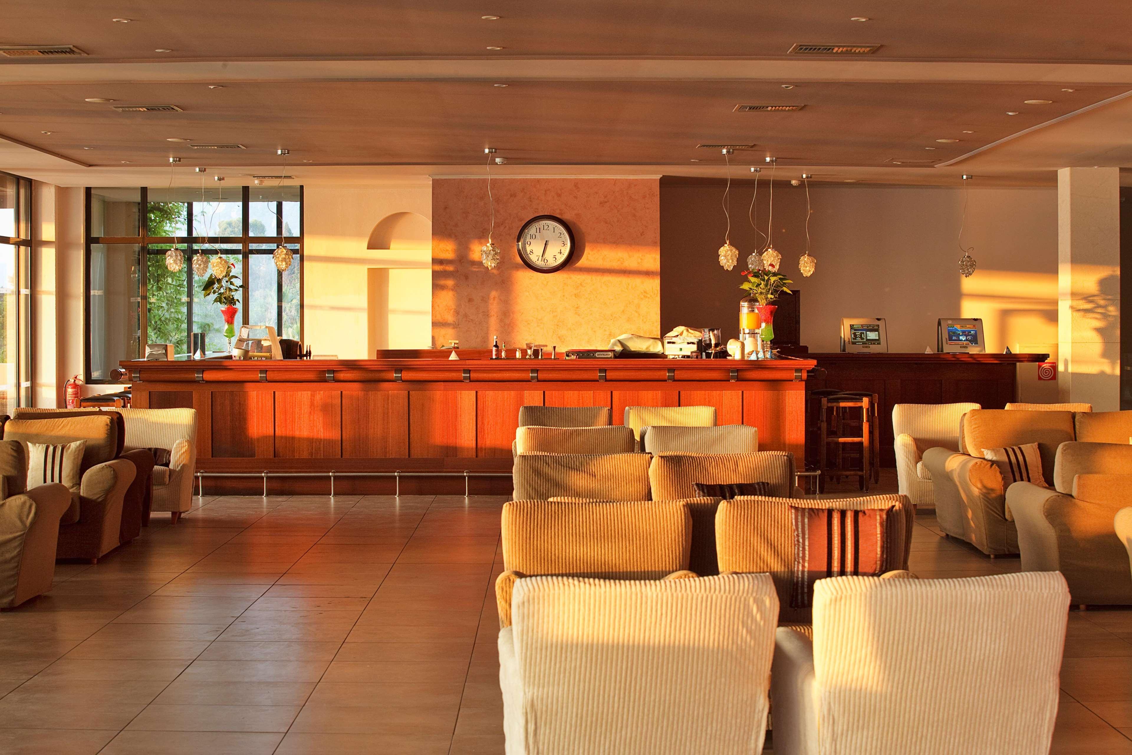 Aeolos Beach Resort Gastouri  ภายนอก รูปภาพ